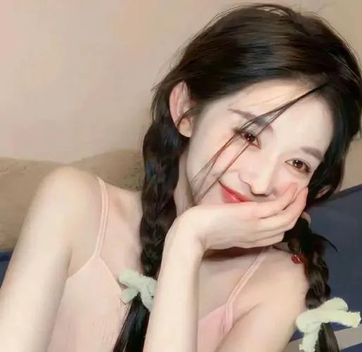 空庭雨打旧时灯